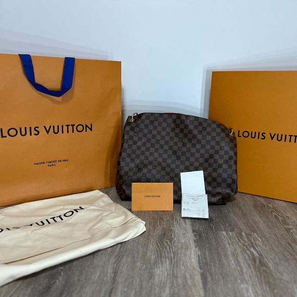 Louis Vuitton Handbags - Louis Vuitton Graceful MM